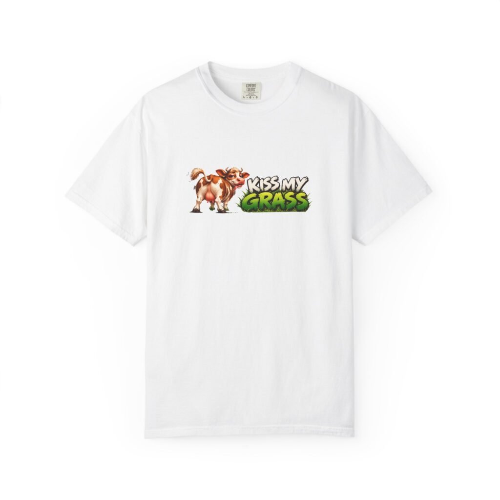 Kiss My Grass T-Shirt, Funny Cow Shirt, Cheeky Cow Tee, Cow Lover Gift, Farm Animal Shirt